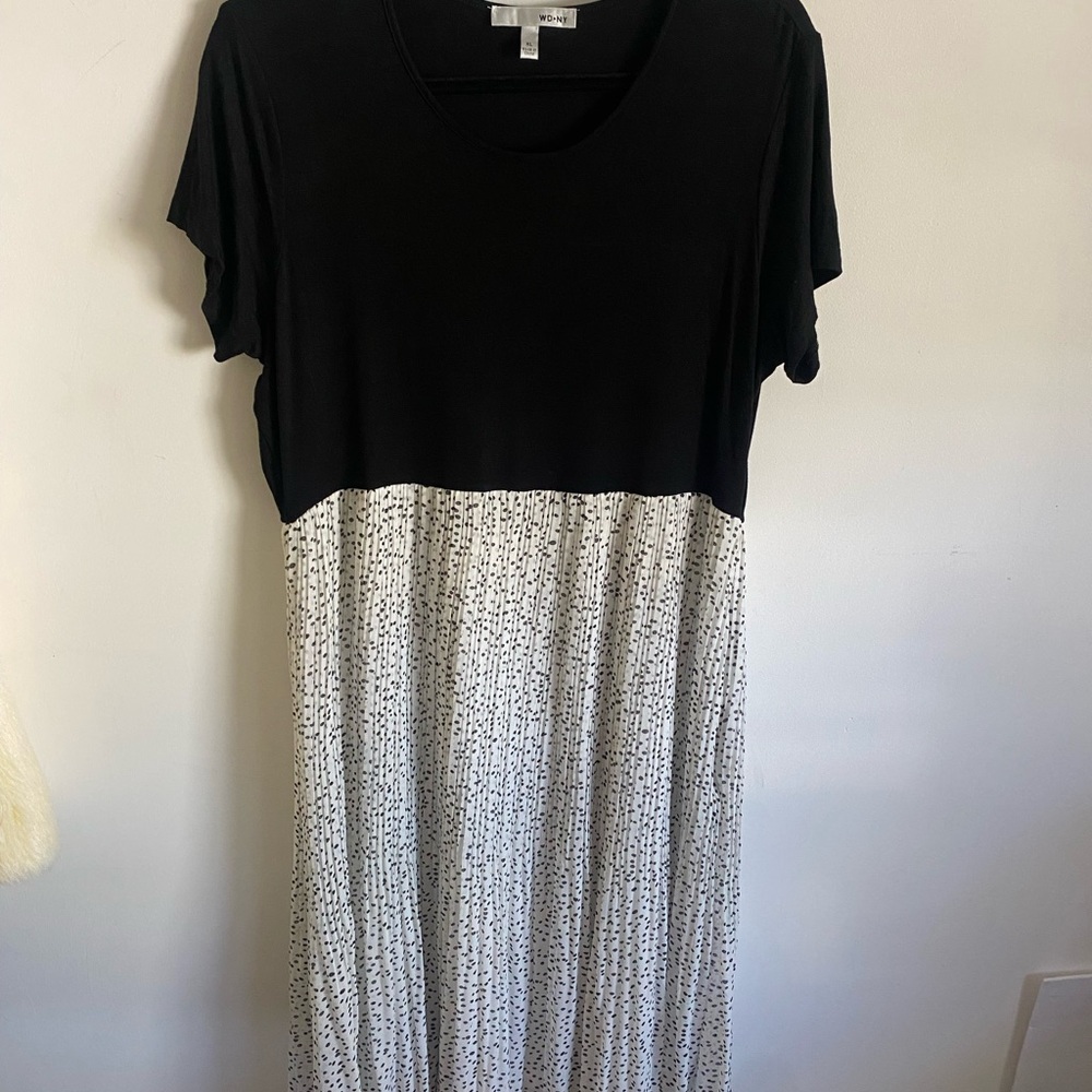 WD.NY Black and‎ White Maxi Dress